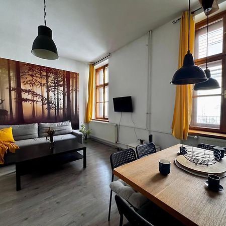 ברטיסלאבה 120 M2 Apartment In The Centre Of The Old Town מראה חיצוני תמונה