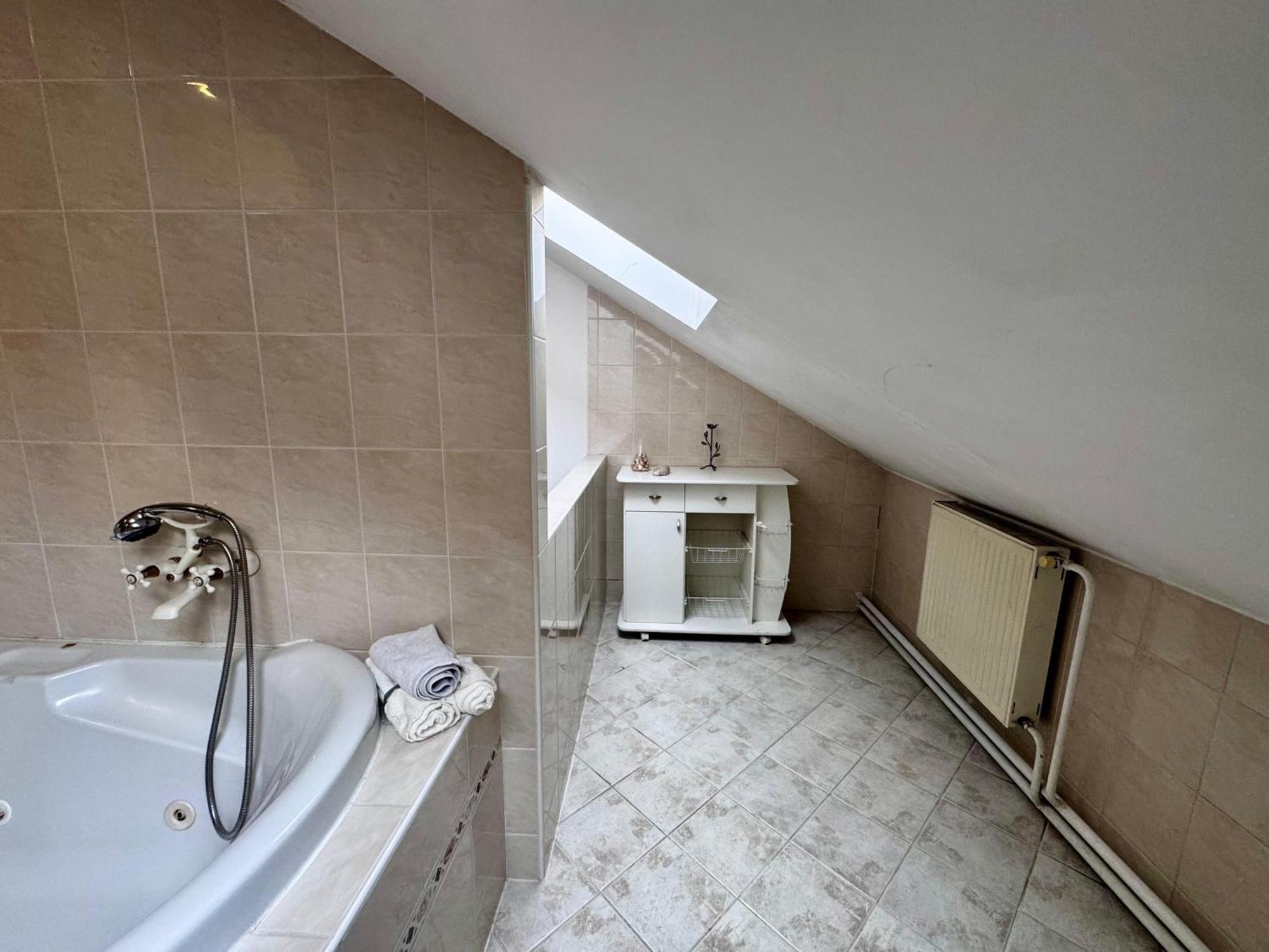 ברטיסלאבה 120 M2 Apartment In The Centre Of The Old Town מראה חיצוני תמונה